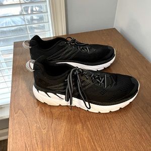 Very lightly used like new Hoka Clifton 8 running shoes. Women's size 8.